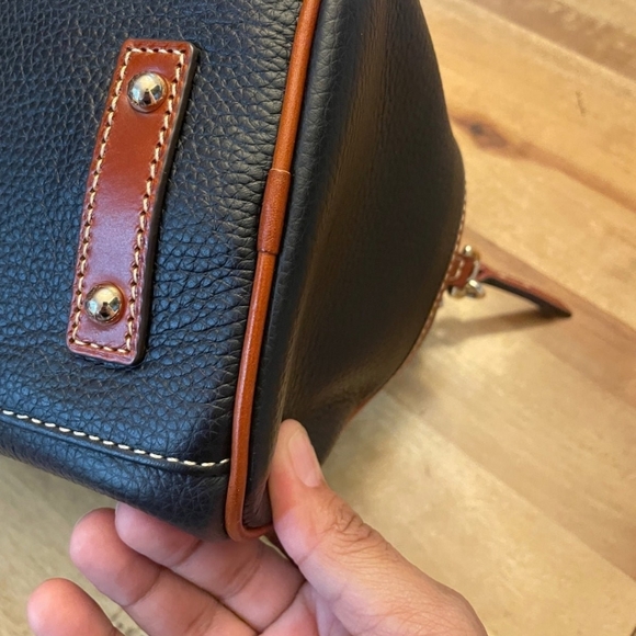 Dooney and Bourke - Picture 3 of 7